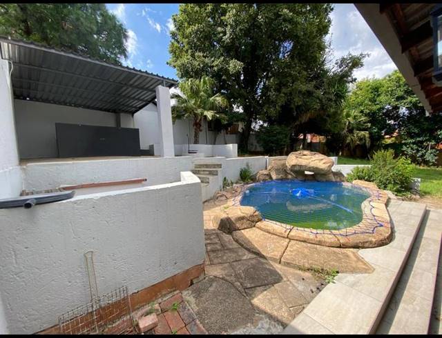 5 BEDROOM PROPERTY TO RENT IN WELTEVREDEN PARK